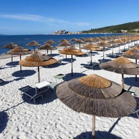 Apartment Indipendente Nel Centro Storico Di Talamone