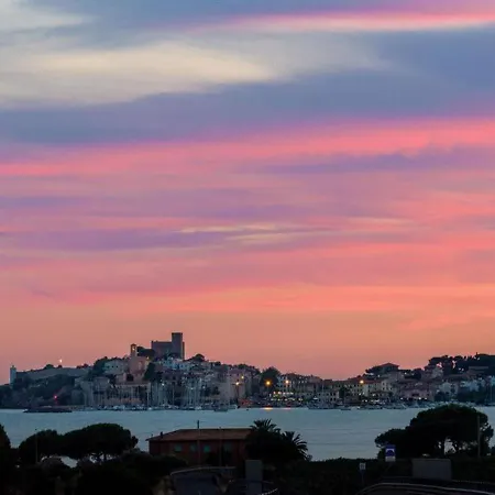 Appartement Indipendente Nel Centro Storico Di Talamone
