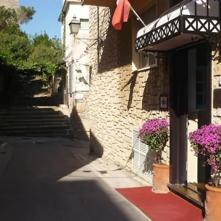Appartement Indipendente Nel Centro Storico Di